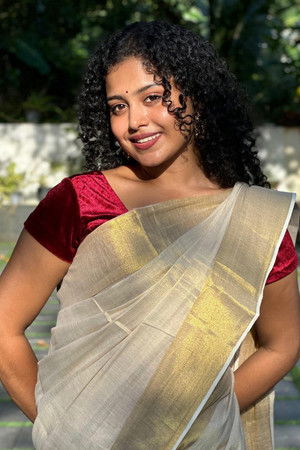 Carmen S Mathew